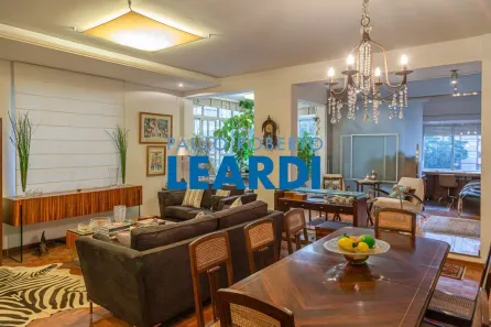 Apartamento com 3 Quartos para venda ou aluguel, 225m² no Higienópolis, São Paulo