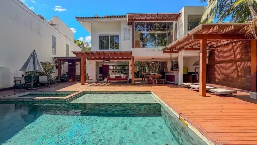 Casa de Condomínio com 5 Quartos para alugar, 310m² no Bairro de Juquehy, São Sebastião