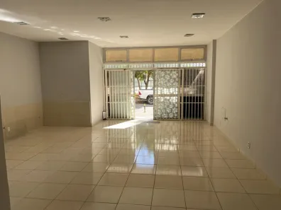 Ponto Comercial à venda, 80m² no Taguatinga Sul, Brasília