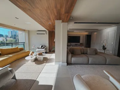 Apartamento com 3 Quartos à venda, 202m² no Vila Regente Feijó, São Paulo