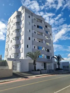 Apartamento com 2 Quartos para alugar, 60m² no Centro, Tubarão