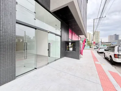 Ponto Comercial à venda, 55m² no Meia Praia, Itapema