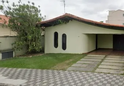 Casa com 3 Quartos à venda, 190m² no Jardim Leonídia, Jacareí