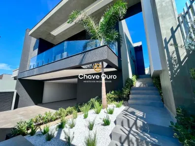 Casa com 4 Quartos à venda, 332m² no Região do Lago, Cascavel
