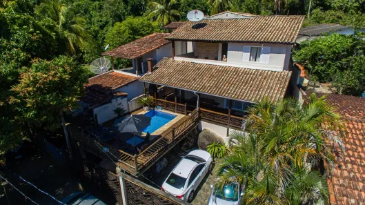 Casa com 3 Quartos à venda, 226m² no Veloso (Cambaquara), Ilhabela
