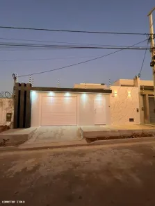 Casa com 3 Quartos à venda, 140m² no , Guanambi