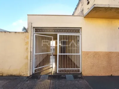 Casa com 2 Quartos para alugar, 215m² no Jardim Santa Maria II, São Carlos