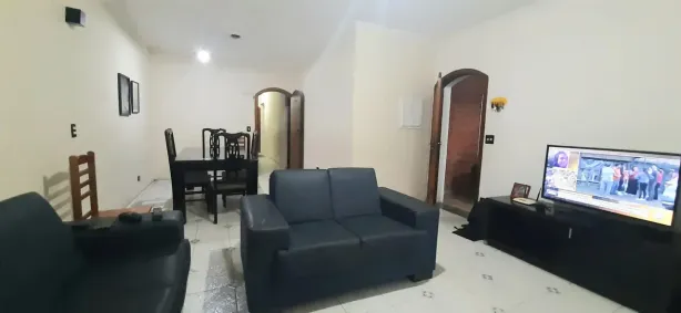 Casa com 3 Quartos à venda, 240m² no Vila Nivi, São Paulo