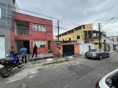 Casa com 4 Quartos à venda, 292m² no Joaquim Távora, Fortaleza