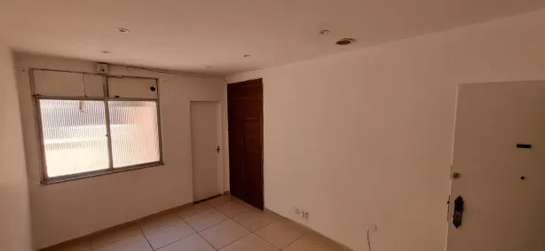 Sala Comercial para venda ou aluguel, 36m² no Madureira, Rio de Janeiro