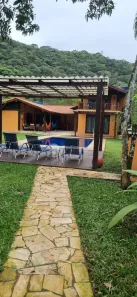 Sobrado com 4 Quartos à venda, 250m² no Bairro de Camburi, São Sebastião