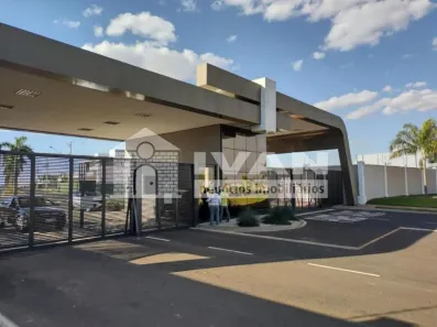 Casa de Condomínio com 3 Quartos para alugar, 254m² no Jardim Sul, Uberlândia
