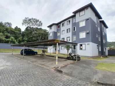 Apartamento com 2 Quartos para alugar, 51m² no Parque Guarani, Joinville