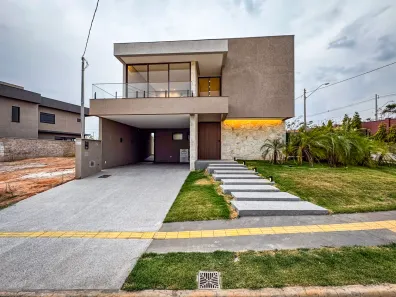 Sobrado com 4 Quartos à venda, 399m² no Jardins Capri, Senador Canedo