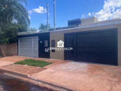 Casa com 2 Quartos à venda, 98m² no Jardim Santa Emília, Campo Grande