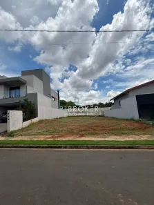 Lote/Terreno à venda, 364m² no Samambaia Parque Residencial, Bauru