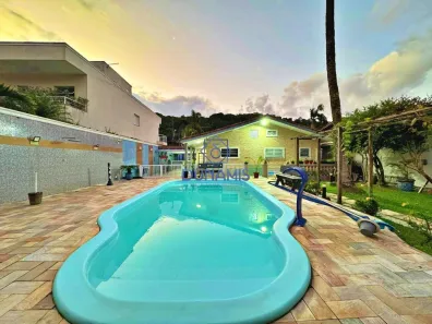 Casa com 5 Quartos à venda, 300m² no Guaiúba, Guarujá