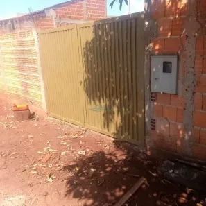 Lote/Terreno à venda, 250m² no Jardim Aliança, Londrina