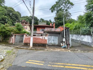 Casa com 3 Quartos à venda, 200m² no Olho D'Água, Mairiporã