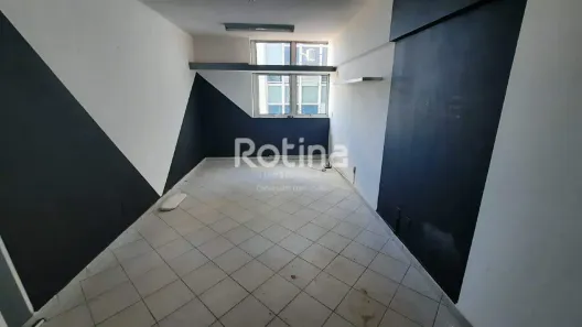Sala Comercial à venda, 30m² no Centro, Uberlândia