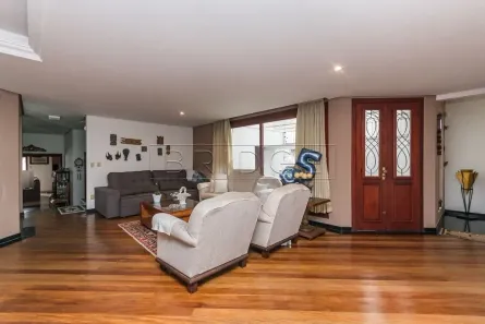 Casa com 4 Quartos à venda, 378m² no Chácara das Pedras, Porto Alegre