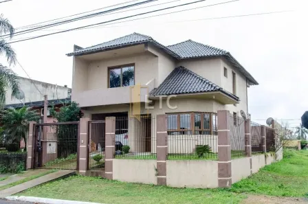 Casa com 3 Quartos à venda, 160m² no Igara, Canoas