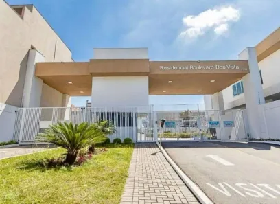 Casa de Condomínio com 4 Quartos à venda, 250m² no Santa Cândida, Curitiba