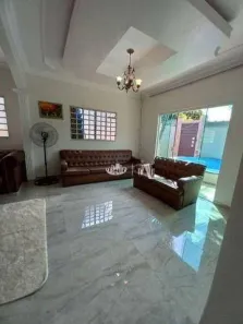 Casa com 3 Quartos à venda, 280m² no Jardim Vale Azul, Londrina