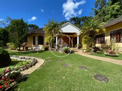 Casa de Condomínio com 3 Quartos à venda, 390m² no Quebra Frascos, Teresópolis