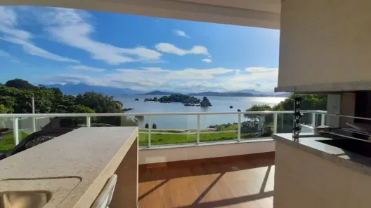 Apartamento com 3 Quartos à venda, 220m² no Abraão, Florianópolis