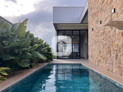 Casa de Condomínio com 3 Quartos à venda, 278m² no Gávea, Uberlândia