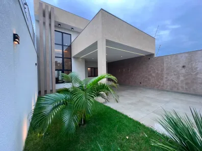 Casa com 2 Quartos para alugar, 148m² no Jardim Espanha, Maringá
