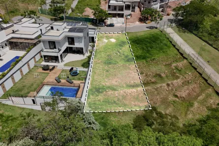 Lote/Terreno com 1 Quarto à venda, 651m² no Loteamento Residencial e Comercial Horto Florestal, Jundiaí