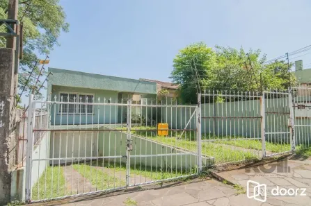 Casa com 3 Quartos à venda, 220m² no Glória, Porto Alegre