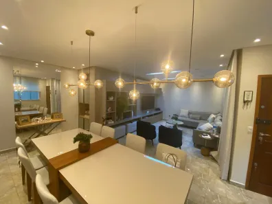 Casa com 3 Quartos à venda, 223m² no Embaré, Santos