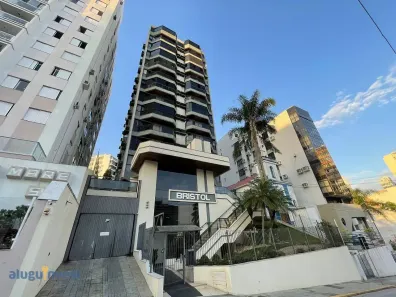 Apartamento com 2 Quartos para alugar, 70m² no Centro, Florianópolis
