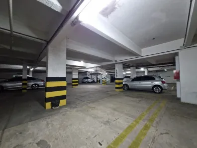 Galpão/Depósito/Armazém à venda, 12m² no Independência, Porto Alegre
