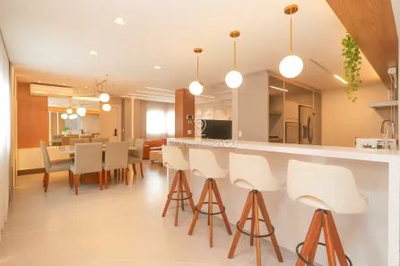 Sobrado com 4 Quartos à venda, 238m² no Portão, Curitiba