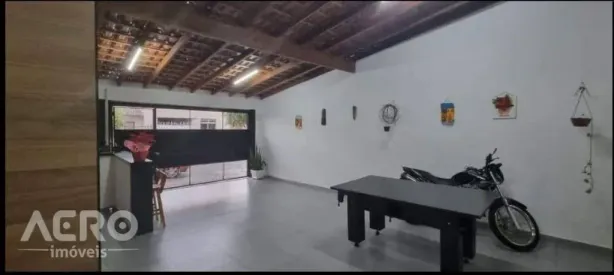 Casa com 3 Quartos à venda, 160m² no Vila Industrial, Bauru