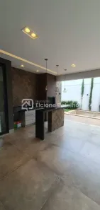 Casa de Condomínio com 3 Quartos para alugar, 280m² no Granja Marileusa, Uberlândia