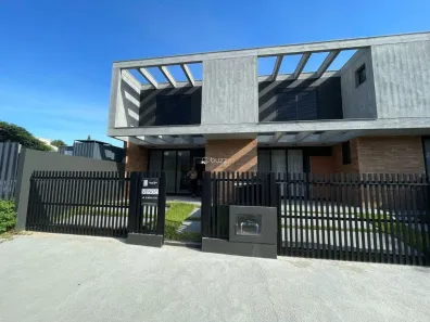Sobrado com 2 Quartos à venda, 94m² no Centro, Garopaba