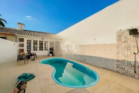Casa com 3 Quartos à venda, 211m² no Ipanema, Porto Alegre
