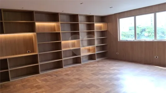 Apartamento com 3 Quartos para alugar, 150m² no Itaim Bibi, São Paulo
