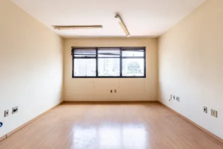 Ponto Comercial com 3 Quartos para alugar, 45m² no Bosque da Saúde, São Paulo