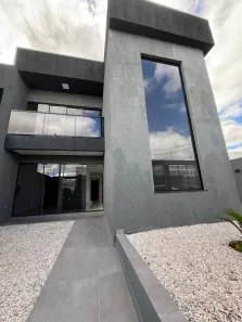 Sobrado com 3 Quartos à venda, 150m² no Cará-cará, Ponta Grossa