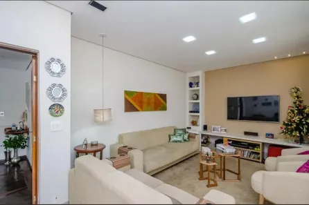 Casa com 5 Quartos à venda, 371m² no Jardim América, Belo Horizonte