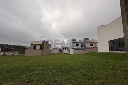 Lote/Terreno à venda, 126m² no Universitário, Cascavel