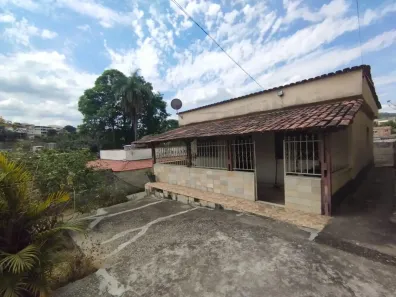 Casa com 2 Quartos à venda, 120m² no Jardim das Alterosas - 2ª Seção, Betim