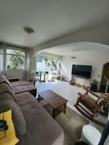 Sobrado com 4 Quartos à venda, 450m² no Jardim Leonor, São Paulo