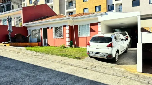 Casa de Condomínio com 3 Quartos à venda, 100m² no Jardim Amélia, Pinhais